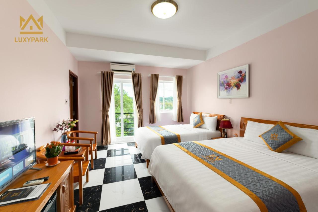 Luxy Park Hotel - Phu Quoc Centre Luaran gambar