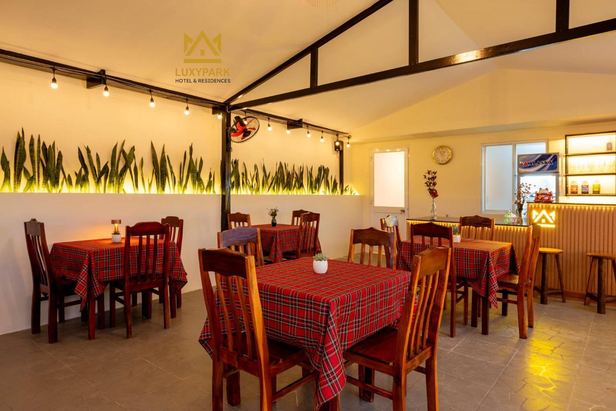 Luxy Park Hotel - Phu Quoc Centre Luaran gambar