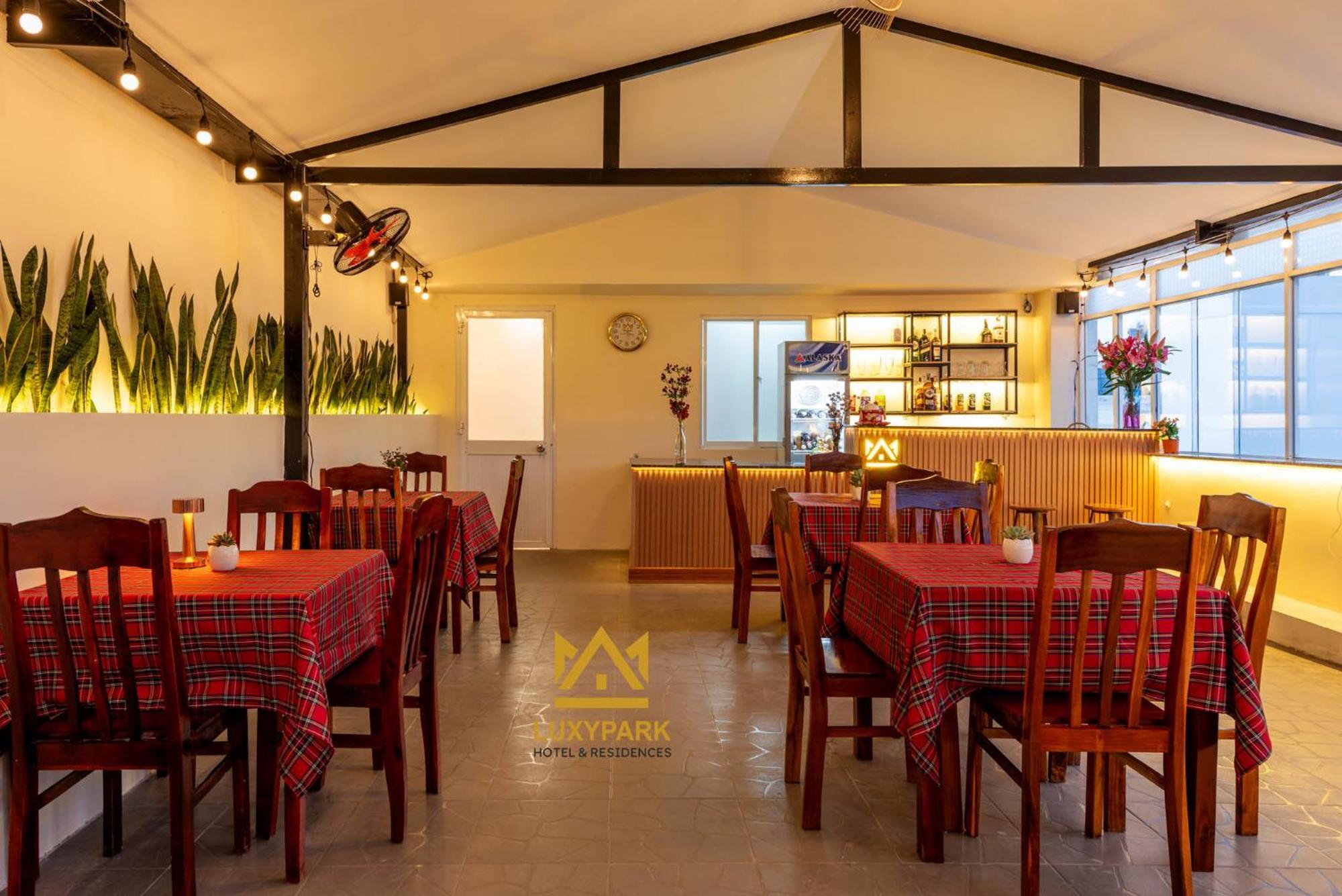 Luxy Park Hotel - Phu Quoc Centre Luaran gambar