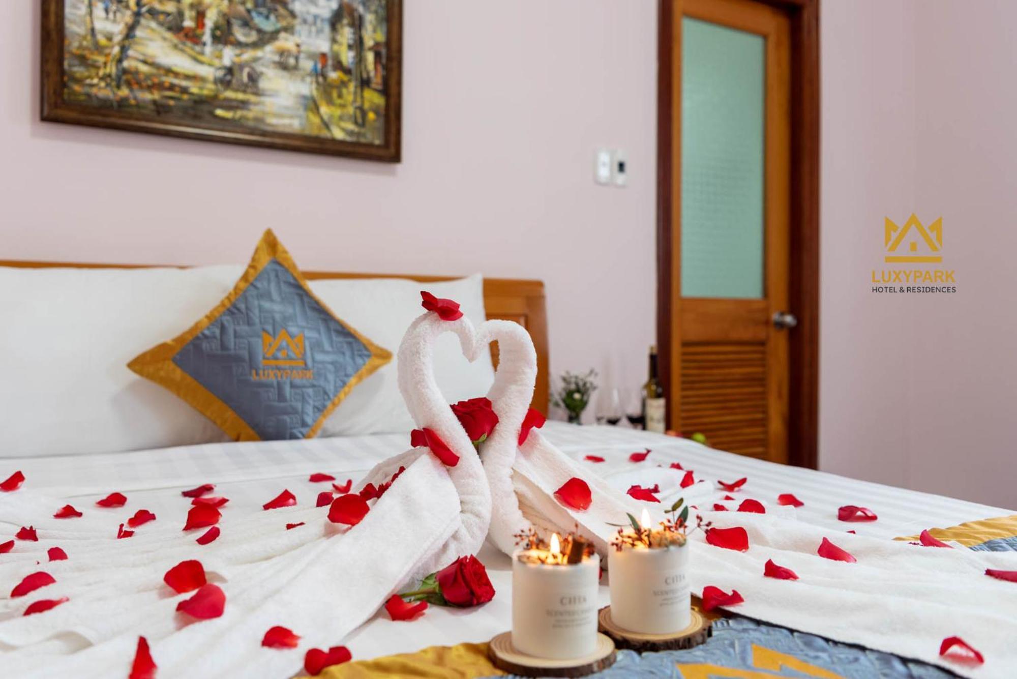 Luxy Park Hotel - Phu Quoc Centre Luaran gambar
