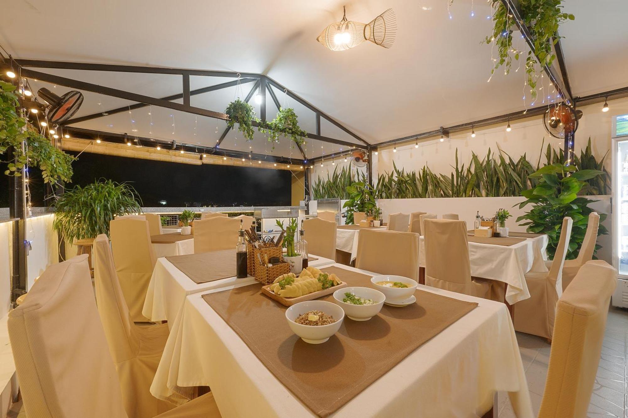 Luxy Park Hotel - Phu Quoc Centre Luaran gambar
